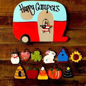 Interchangeable seasonal camper
